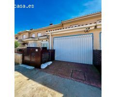 Chalet pareado en venta en calle Velázquez