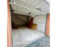 Chalet adosado en venta en calle Anos
