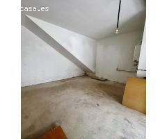 Chalet adosado en venta en calle Anos