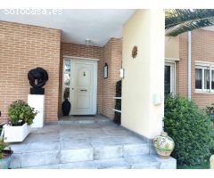 ESPECTACULAR CHALET INDEPENDIENTE