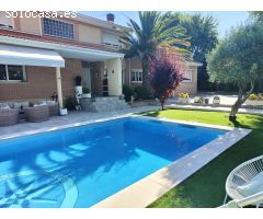 ESPECTACULAR CHALET INDEPENDIENTE