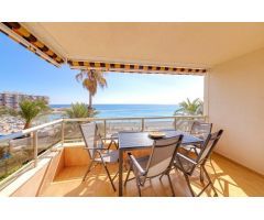 El Palmeral! Apartamento completamente reformado con vistas frontales al mar en urbanización privada
