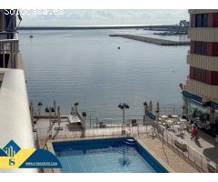 Primera linea! Amplio apartamento con gran terraza y vistas al mar + Piscina comunitaria