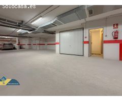 Atico con solarium privado y vistas panorámicas + Garaje y trastero a 150 mts del mar