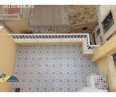 Atico con solarium privado y vistas panorámicas + Garaje y trastero a 150 mts del mar