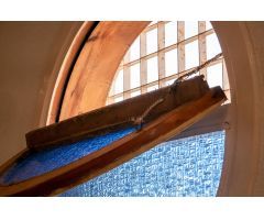 Preciosa casa con sótano y piscina