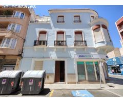 Amplio Piso en Ramon Gallud con posibilidad de convertir en 3 apartamentos