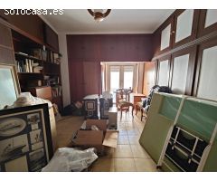 Amplio Piso en Ramon Gallud con posibilidad de convertir en 3 apartamentos