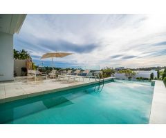 Exclusiva de Lujo en Orihuela Costa en zona de Las Colinas Golf !