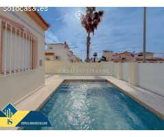 Torre Del Moro! Espectacular chalet independiente con amplio solarium y piscina privada