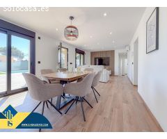 Fantastico chalet completamente reformado a estrenar con 400 mts de parcela y preciosa piscina
