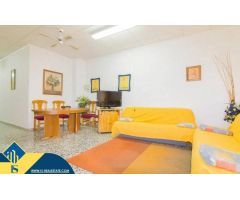 Oportunidad! Piso/Local  con amplia terraza a 130 metros del mar