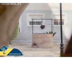 Espectacular estudio con licencia turística en urbanización exclusiva con piscina (600 mts playa)