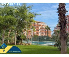 Espectacular apartamento con amplia terraza y vistas al mar + Bellísima piscina comunitaria