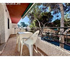 Bungalow en Santiago de la Ribera: Tu Refugio Junto al Mar