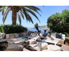 Beach Club local en venta con traspaso de negocio incluido