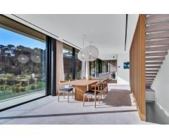 Villa de lujo recién construida en Costa d’en Blanes con vistas al mar