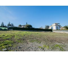 Parcelas de 606m2  en la Urbanización Colinas Bermejas- MONACHIL