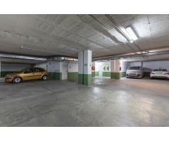 Plaza de garaje en Urbanización privada