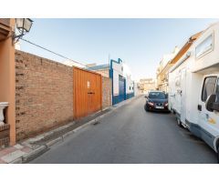 SOLAR EN ARMILLA JUNTO AL CENTRO DE SALUD