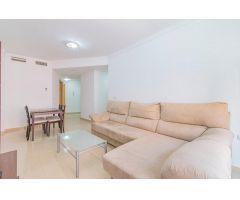 Amplio y luminoso piso en Guadix con 2 habitaciones, 2 terrazas, plaza de garaje y trastero