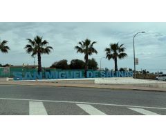 ???? Una Villa de Ensueño en San Miguel de Salinas: Exclusividad y Confort en la Costa Blanca