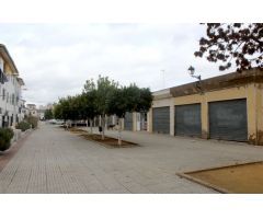 Local comercial en Venta en Lora del Río, Sevilla