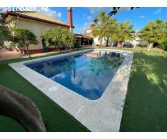 Chalet en Venta en Montequinto, Sevilla
