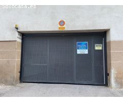Garajes en alquiller y/o venta en el centro de Albaida