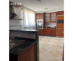 Amplio piso en Atzeneta de Albaida con terraza y excelente distribución