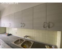 Amplio piso para reformar en el centro de Albaida