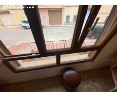 Casa adosada en Fontanars dels Alforins, con patio y vistas a la montaña