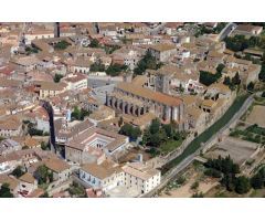 Gran solar edificable en Castelló dEmpuries - Costa Brava