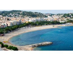 Terreno urbano edificable en venta en Sant Feliu de Guíxols. Oportunidad para Promotores