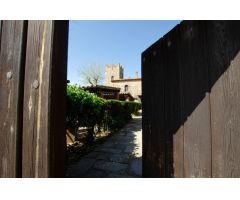 Hotel  - Restaurante en venta, masía fortificada del siglo XIV en la Costa Brava