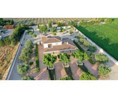 EXCLUSIVA VILLA DE LUJO EN ENTORNO PRIVILEGIADO