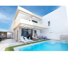 CHALET EXCLUSIVO EN LA HERRADA, LOS MONTESINOS