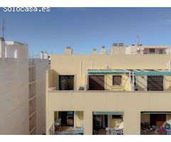 MAGNÍFICO ÁTICO DÚPLEX EN ACEQUION, TORREVIEJA, A 100 METROS DE LA PLAYA
