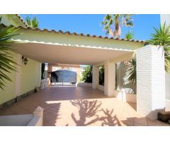 IMPRESIONANTE VILLA INDEPENDIENTE CON PISCINA PRIVADA Y VISTAS AL MAR