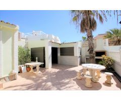 IMPRESIONANTE VILLA INDEPENDIENTE CON PISCINA PRIVADA Y VISTAS AL MAR