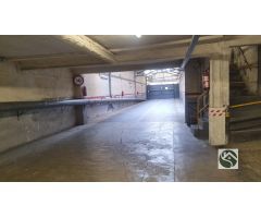 PLAZA DE PARKING PARA COCHE MEDIANO EN EIXAMPLE