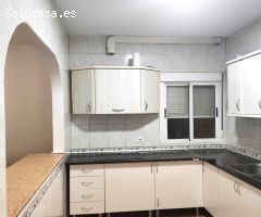 Encantadora Vivienda de Planta Baja en Los Molinos, Almería Capital