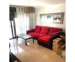 Oportunidad Exclusiva en el Corazón de Roquetas de Mar: Apartamento a un Paso de la Playa