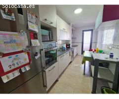 Oportunidad única en Aguadulce Sur: Luminoso piso con vistas al mar a un paso de la playa y zona de