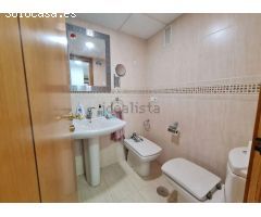 Oportunidad única en Aguadulce Sur: Luminoso piso con vistas al mar a un paso de la playa y zona de