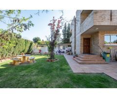 Exclusivo chalet en Abdulas