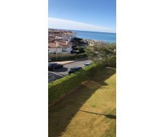 PISO CON VISTAS AL MAR.