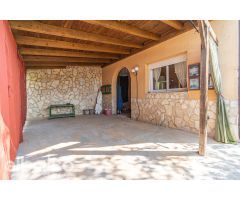 ¡Tú estilo de vida, Chalet perfecto para ti! en la Pobla de Montornès por tan solo 350.000 €