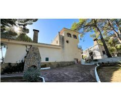 ???? Villa con 6000 m² de naturaleza y 400 m² de construcción 6 habitaciones y vistas al mar 850.000