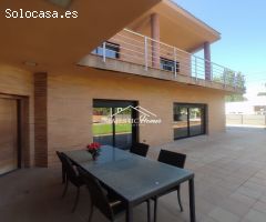 Casa independiente situada en Canyelles.